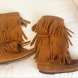 Minnetonka Moccasin 3 tier